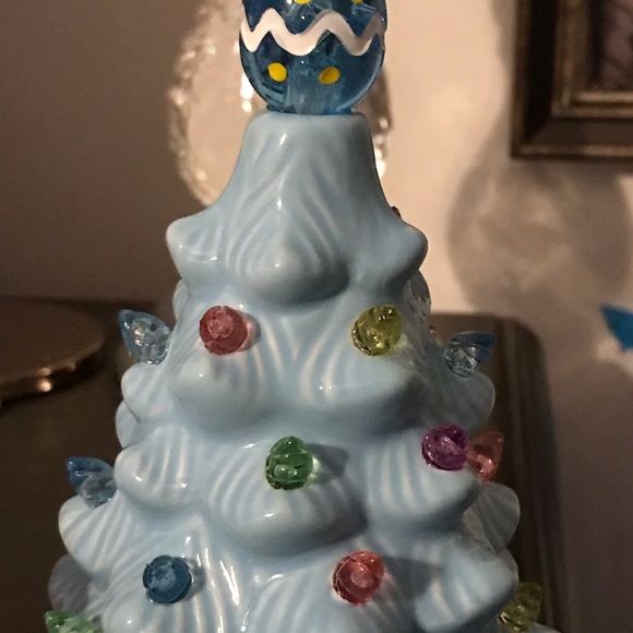 Retro Lighted Ceramic Easter Trees/Accents - Picture 9 of 11